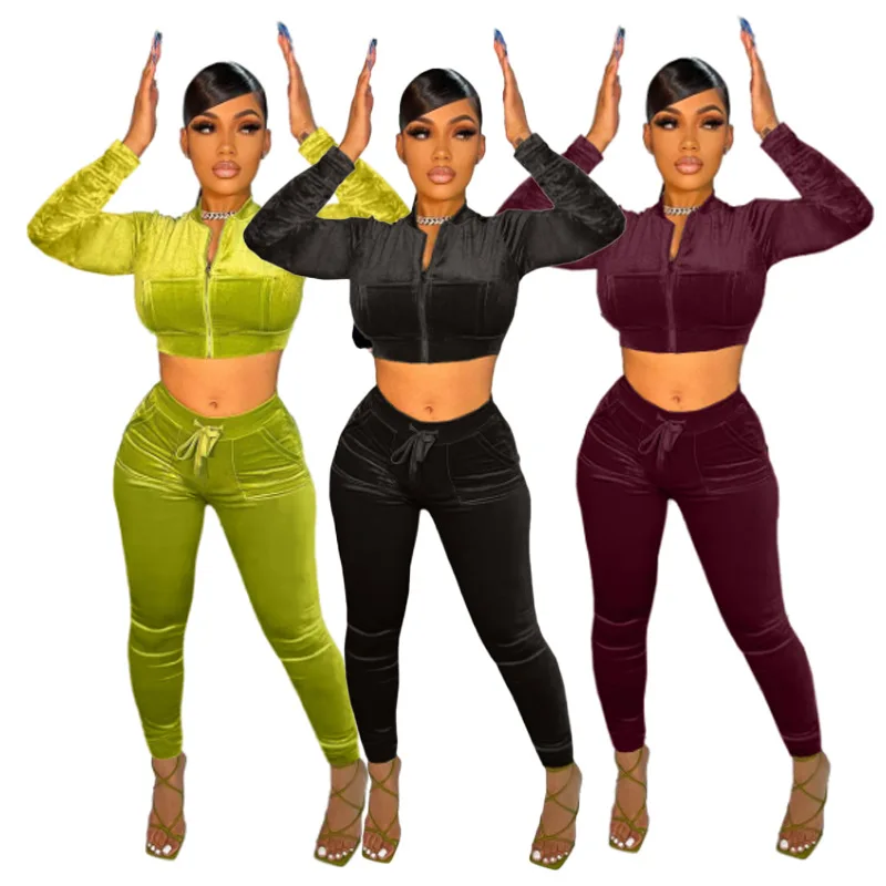 

OEM 2021 Velvet Velour Tracksuits Two Piece Pant Set Winter Women Workout Fall Sexy 2 Piece Stacked Pants Jogger Set Sweat Suits