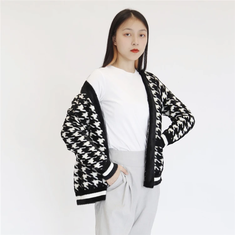 

2021 Most Popular Winter Warm Thick Houndstooth Knitted Cardigans For Women, Black/white