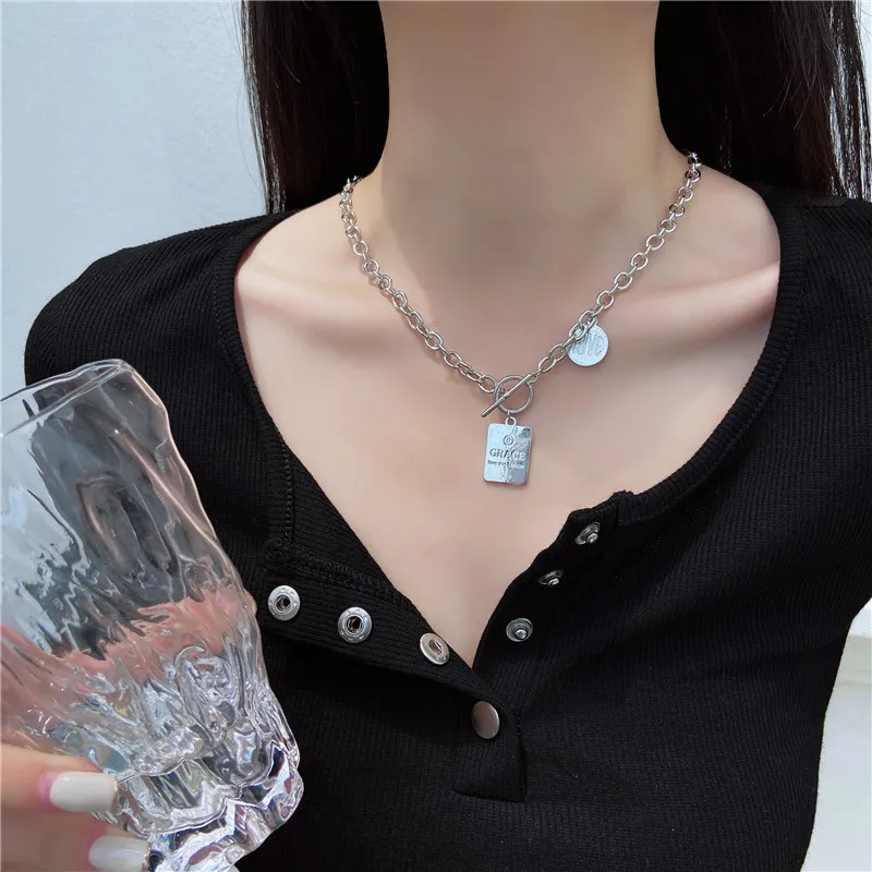 

Necklace female clavicle chain niche trendy ins simple cold wind hip-hop letter square brand necklace jumper net red accessories
