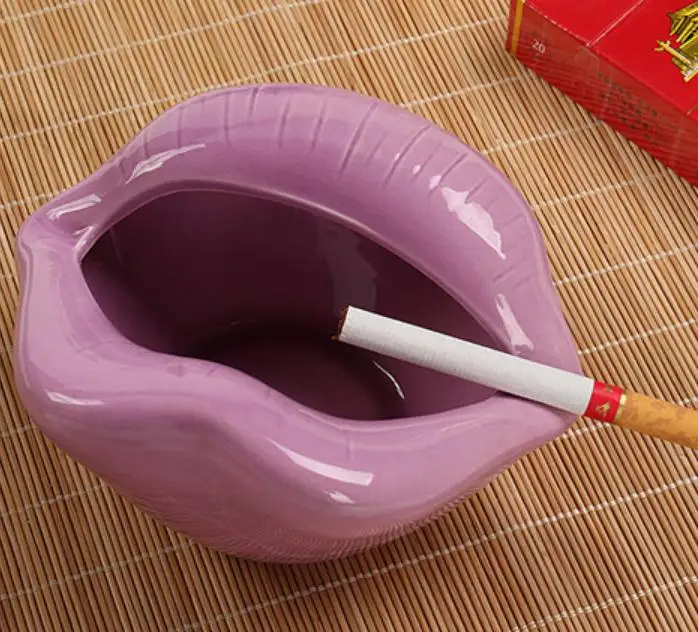 

Smoke Ashtray Red lip Ceramic Smoke Access, Pink /purple/ red dark/ red