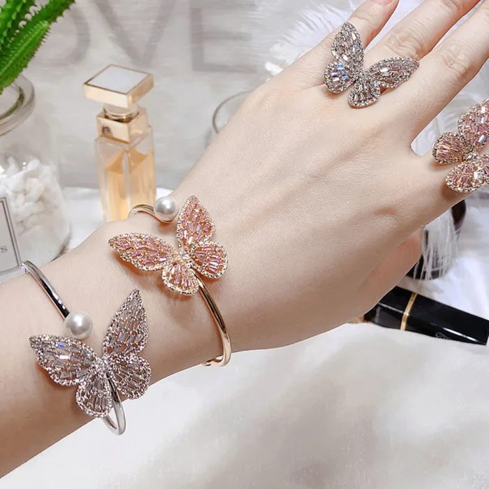 

2021 Trendy Hot Sale Pearl Bracelet Hollow Opening Adjustable Zircon Butterfly Bracelet Bangles For Girls Women