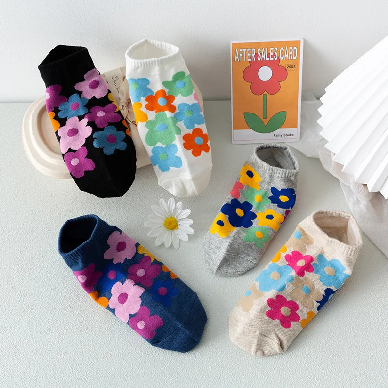 

Custom Logo Cheap Socks Women Colorful Pattern Design Cotton Ankle Socks, Custom color