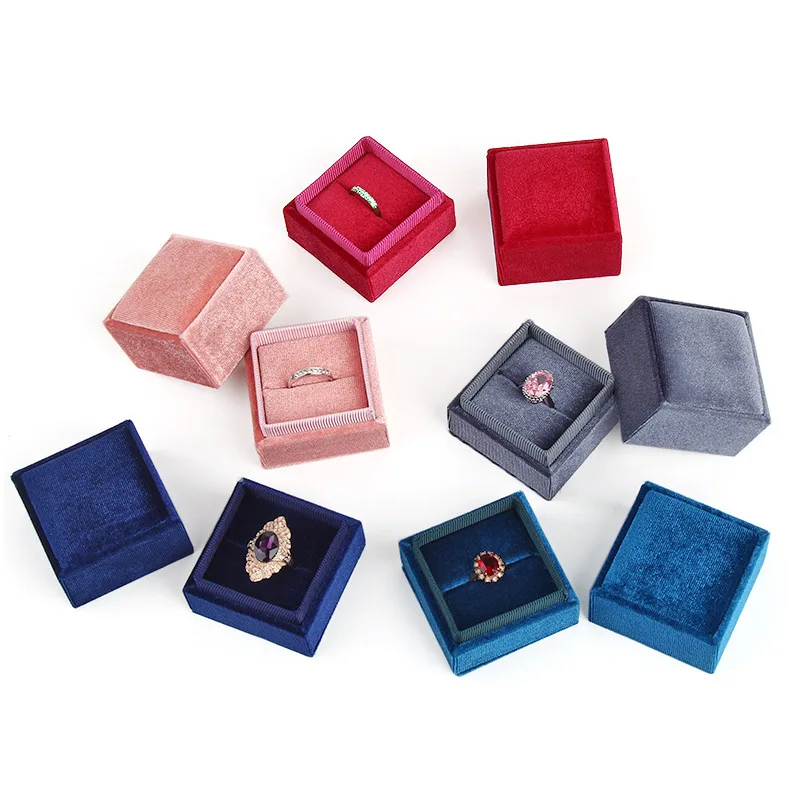 Velvet Square Single Ring Pendant Box, Vintage Wedding Ceremony Ring Box with Detachable Lid jewelry box