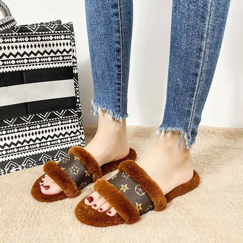 

Factory wholesale PU leather high-end plush slippers home light ladies slippers, Many colors