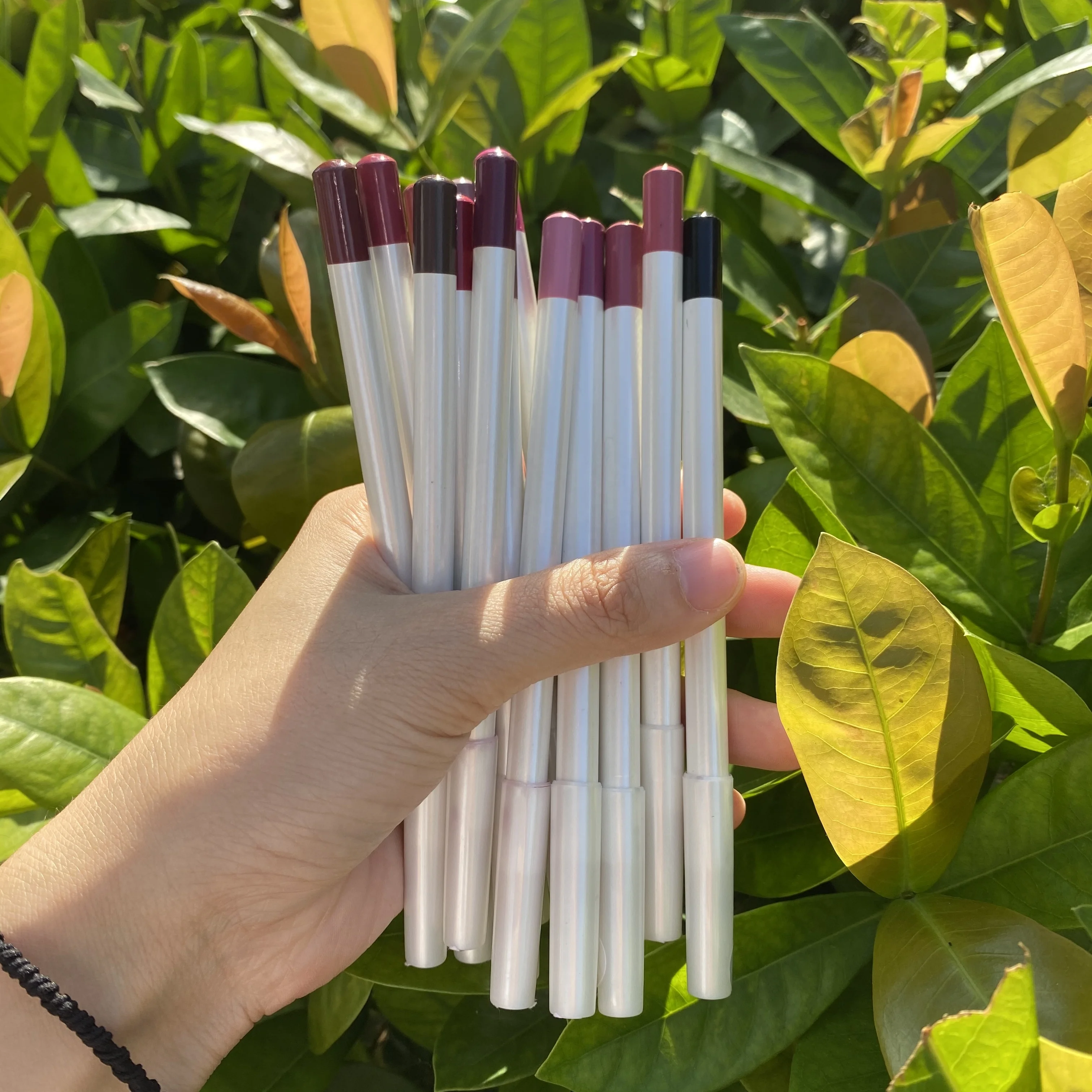 

Lip Liner OEM Custom Cosmetic Lip Liner Waterproof Private Label Lipliner Pencil