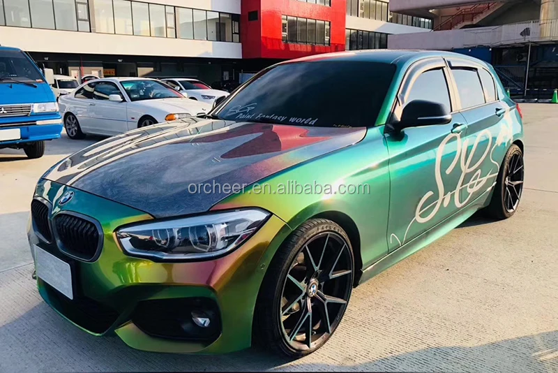 optical chameleon car (10)