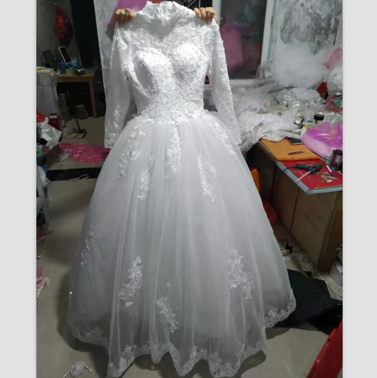 

Customize Pure White Arab Long Sleeve Saudi Arabian Wedding Gown High Neck Muslim Bridal Wedding Dress, White wedding dress;custom color as per your choice