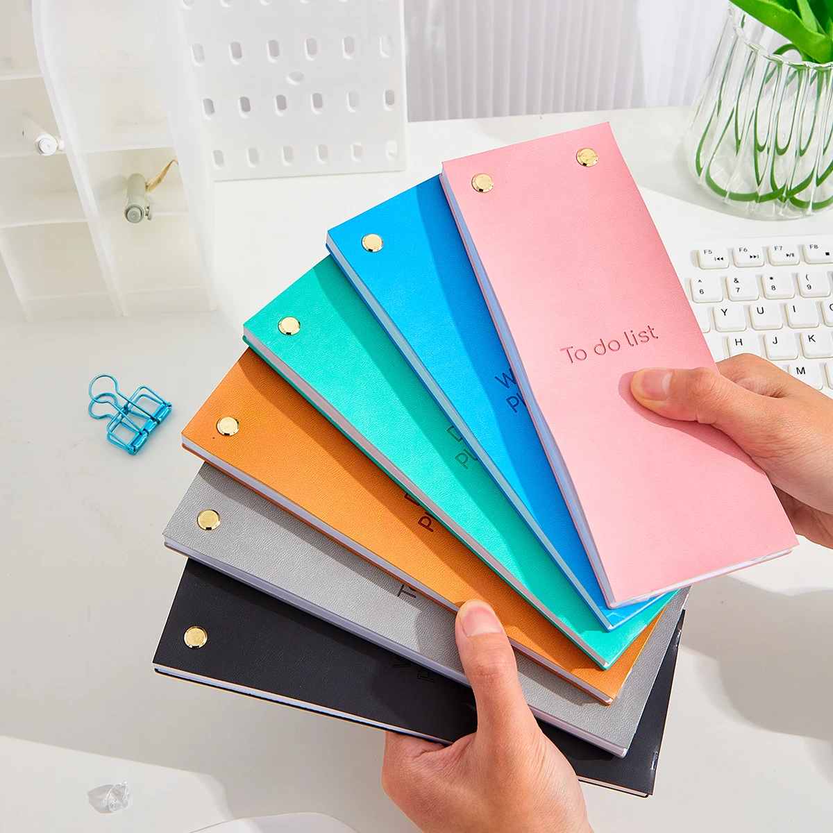 

Wholesale Pocket PU Leather To do List Notepad Promotional Daily Custom Logo Weekly Planner Notepads