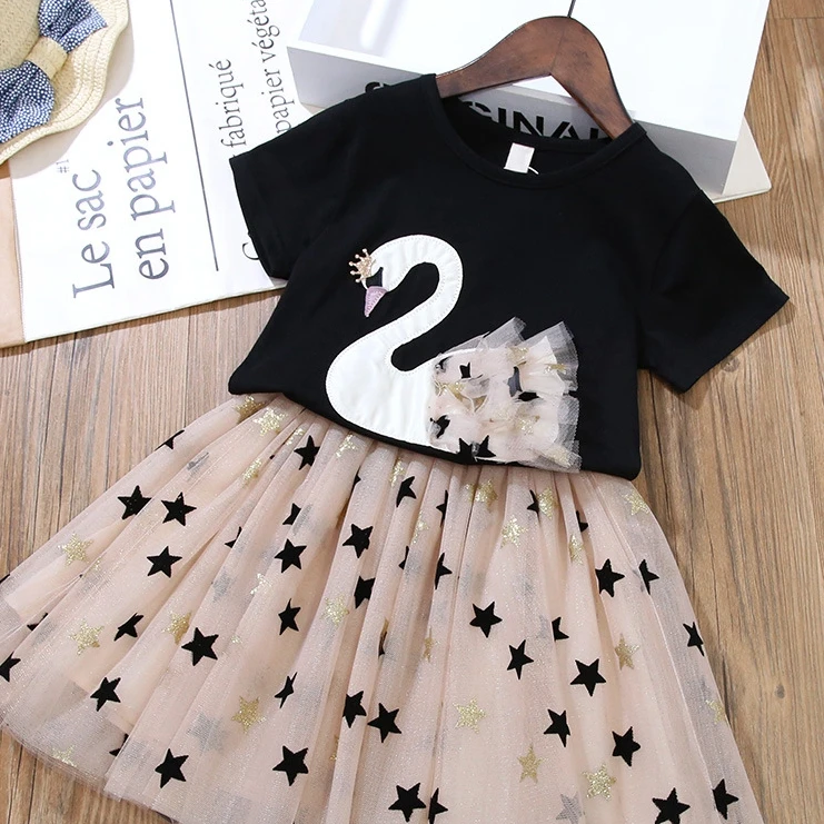 

Baby Girl Dress White Short T-shirt with Cartoon Swan Mesh Skirt Set for toddlers, 2 colors