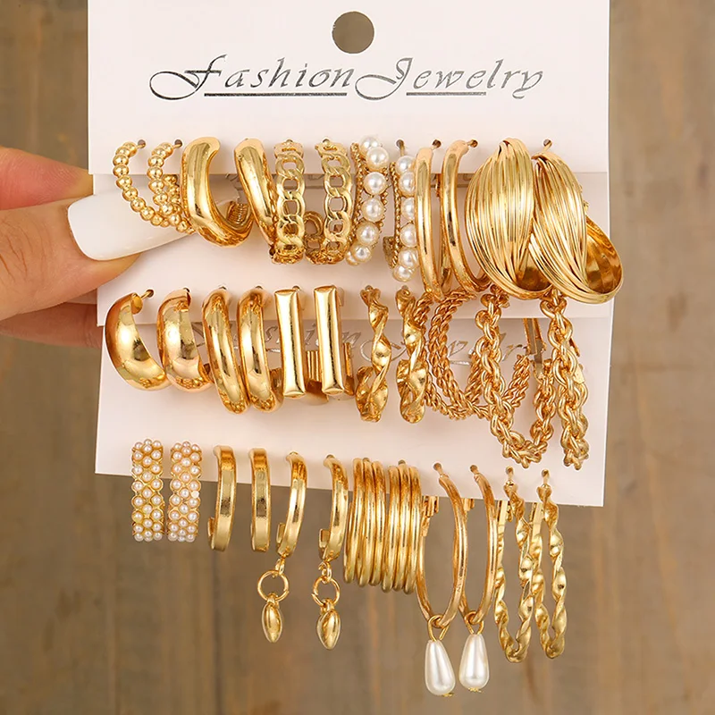 

Finetoo Geometric Gold Circle Hoop Earring Set Mixed Thick Twist C-Shape Earrings for Women Trendy Jewelry