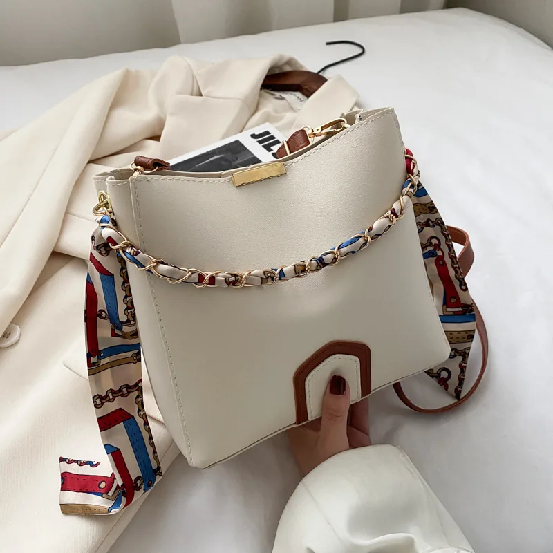 

2021 Designer Scarves Ladies Bucket Bag Square Chain Sling Crossbody Shoulder Bag Women Handbags, Customizable