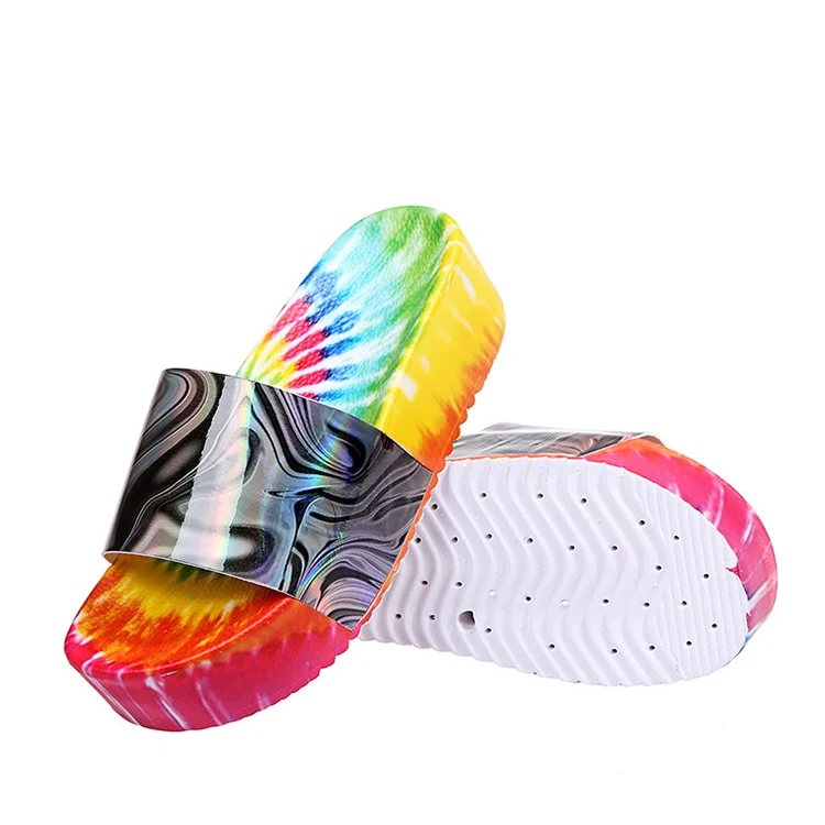 

Hot Sale Summer Slippers New Style Women Flower Print Slipper Outside Beach Platform Shoes