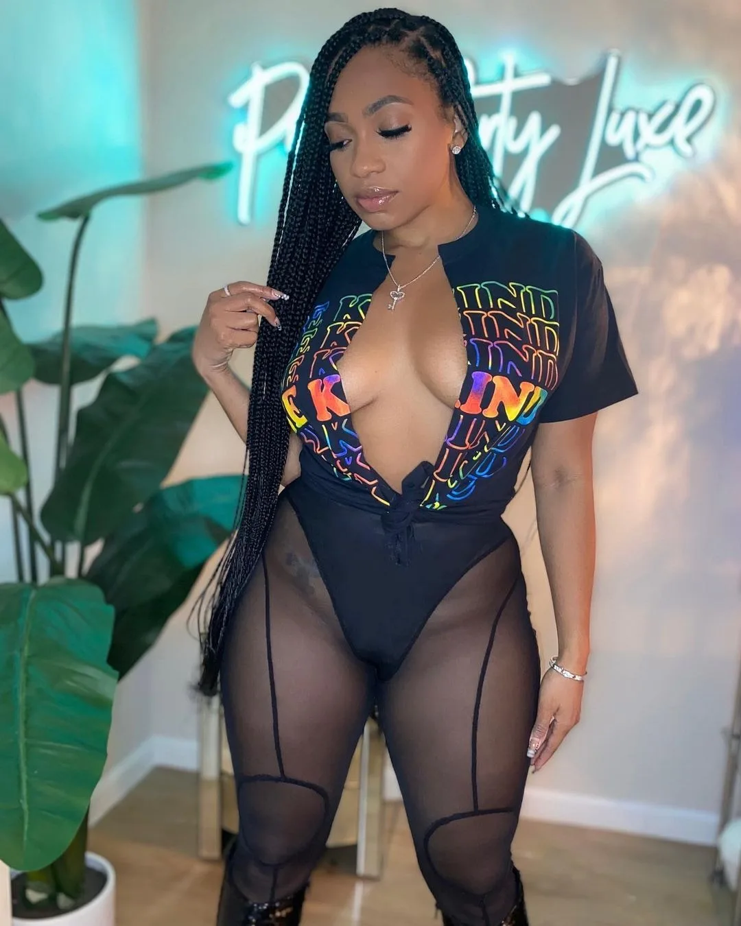 

Sexy club party wear open front letter printed tee shirts for women