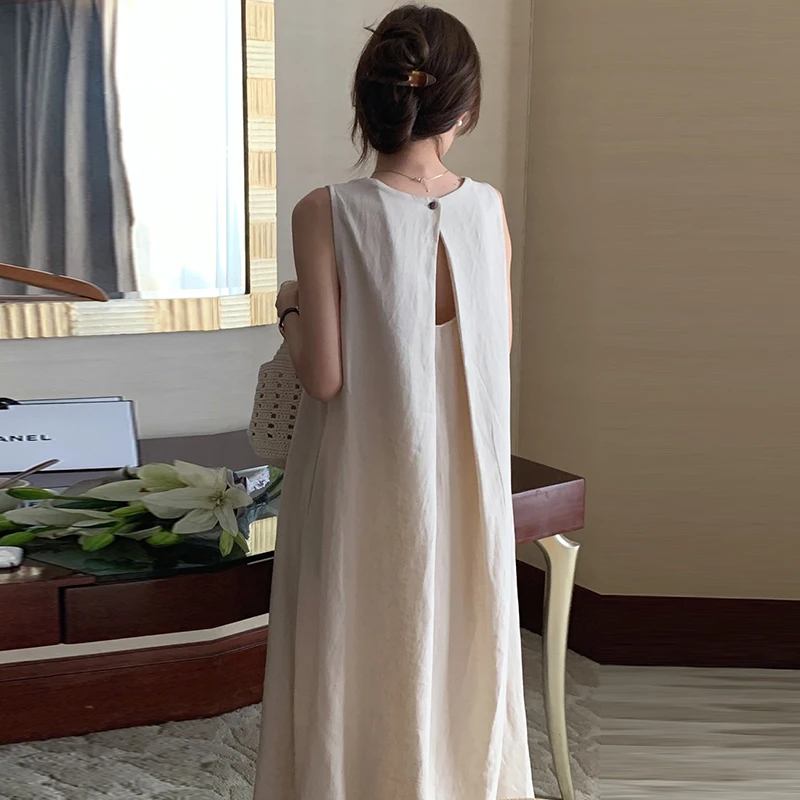 Boutique Wholesale 2026 Korean Chic Summer Simple Temperament Round-neck One-button Cut-out Backless Sleeveless Vest Dress