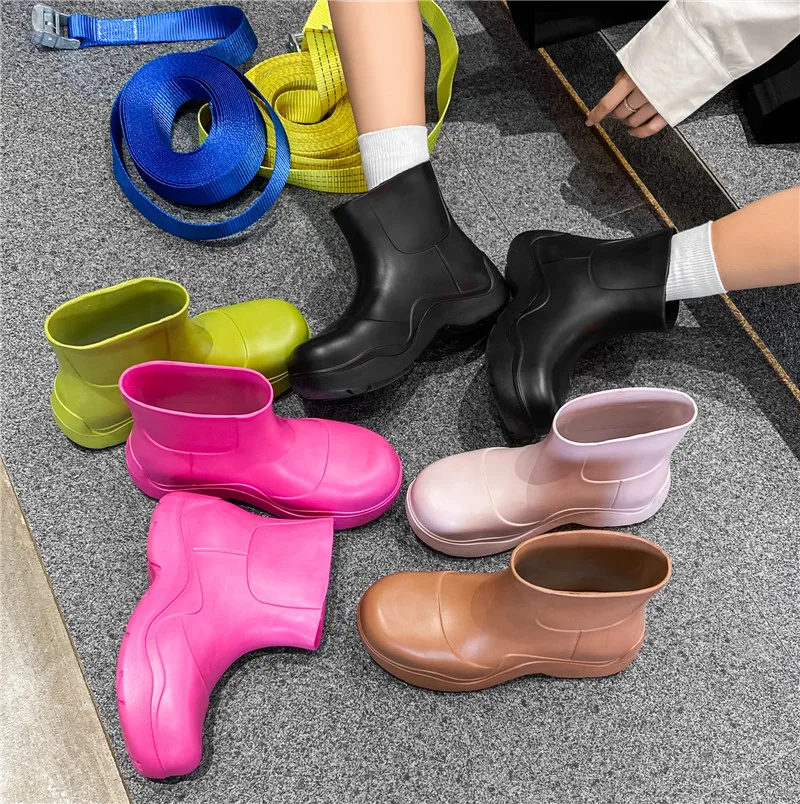 

Outdoor Footwear Rain Boots For Women And Men Couple Unisex-Adult Waterproof Shoes Ankle Short Botines Solid Botas De lluvia