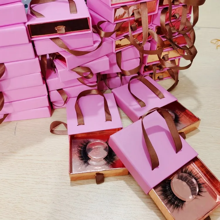 

Lashdoll 2021 New Design Portable Eyelash Packaging Box Wholesale price lashbox Private Label, Many colors to choose