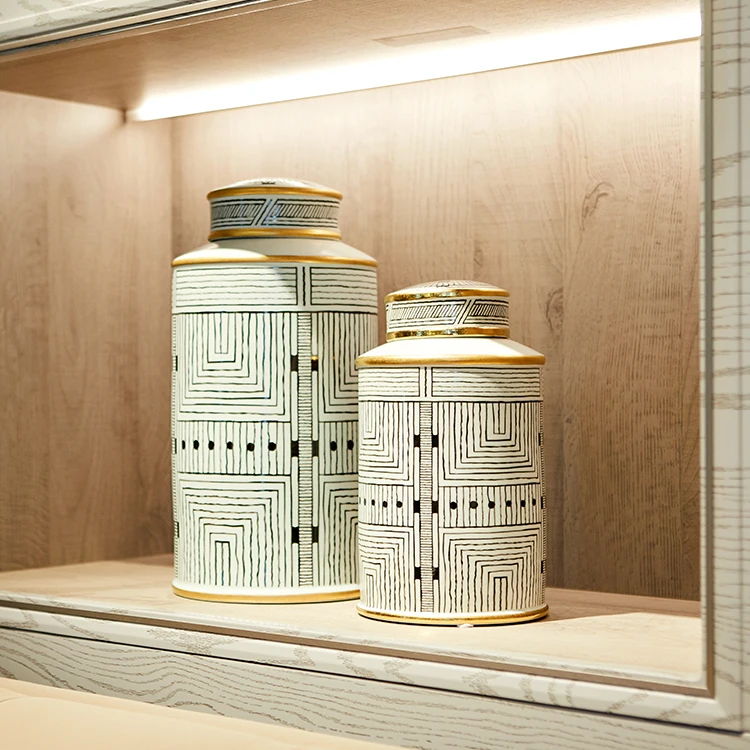 

Stripe Gold Ceramic Luxury Home Decor Accessories Vase With Lid, Stripe/zebra/bird