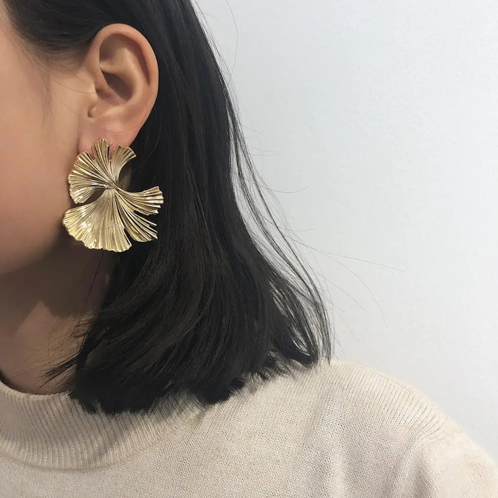 

Bohemian Geometric Gold Color Ginkgo biloba Leaf Shape Drop Earrings for Women Statement Earring Jewelry Accessories Punk, Silver/gold