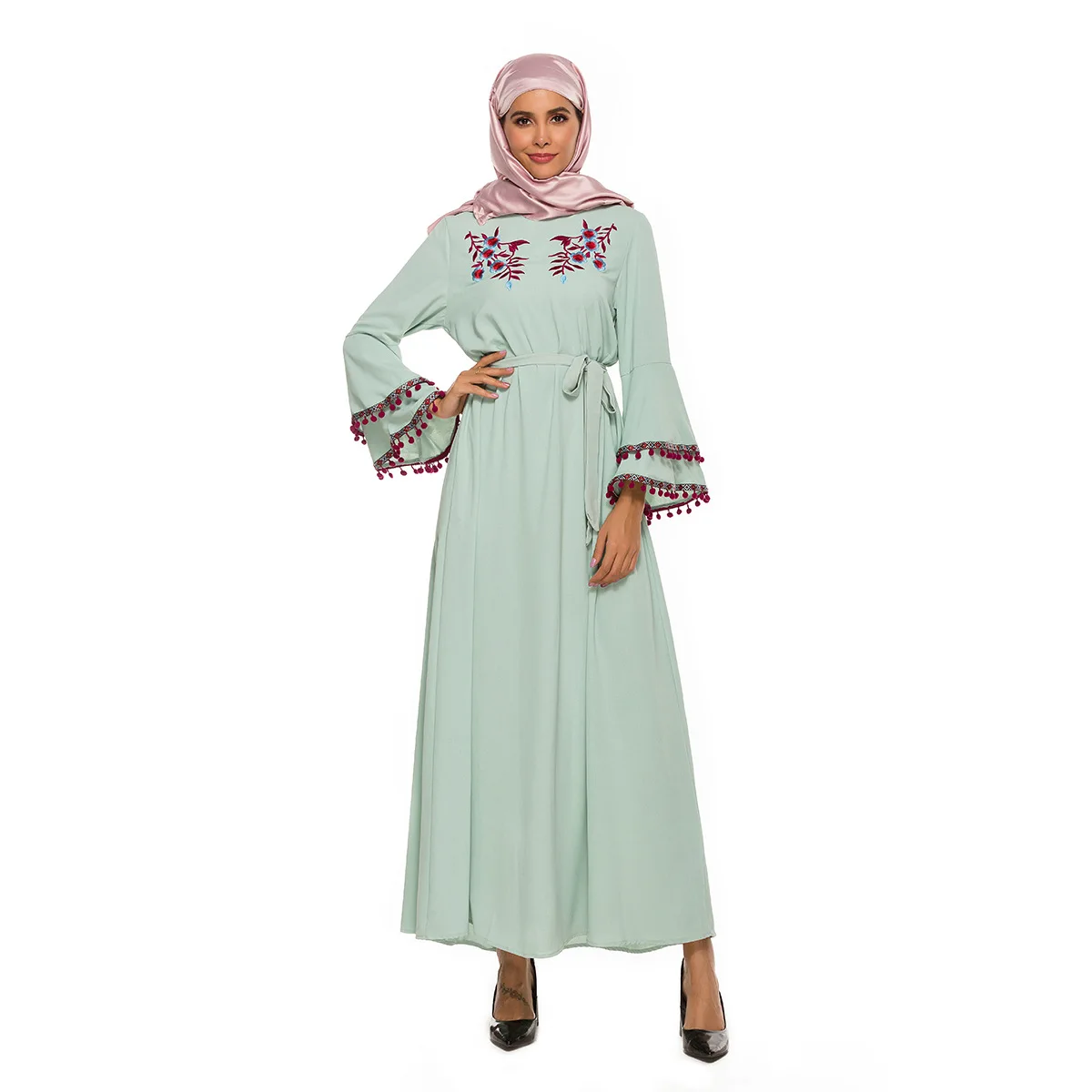 
OEM Middle East embroidery dress Muslim fringe long skirt womens 