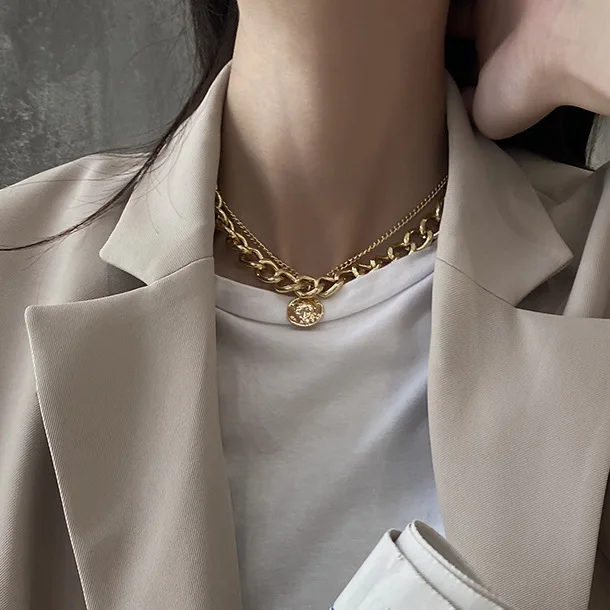 

2021 trendy coin pendant fashion cuban link necklace for women
