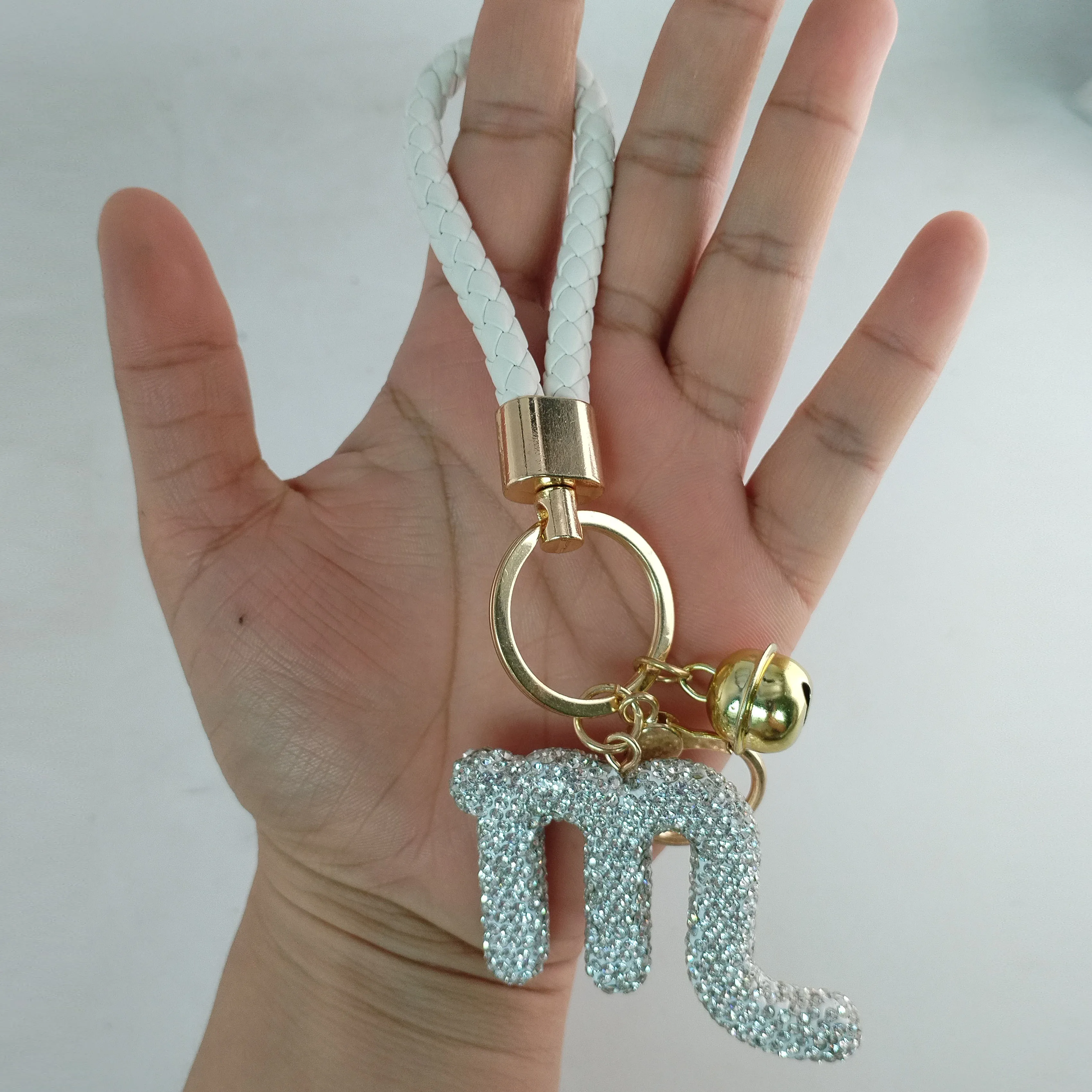 

Hot Selling Multi Colors Crystal Rhinestone Keychain Leather Chain Keychain Portable Bell Star Sign Keychain