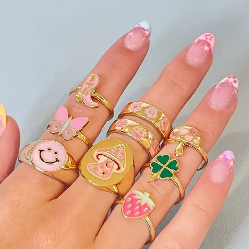 

Korean Smiley Heart Flower Accessories Metal Star Butterfly Harajuku Vintage Letter Rings Y2k Jewelry