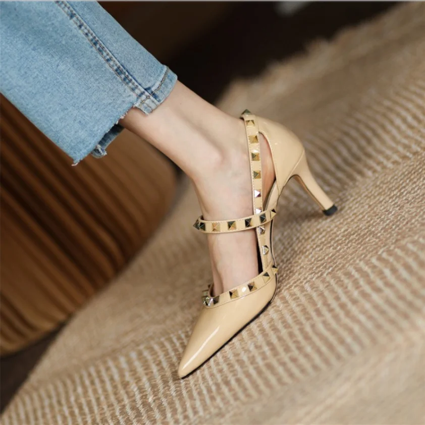 

2021 spring new pointed stiletto high heel women's single shoes with rivets trendy European and American large size wholesale, Beige apricot