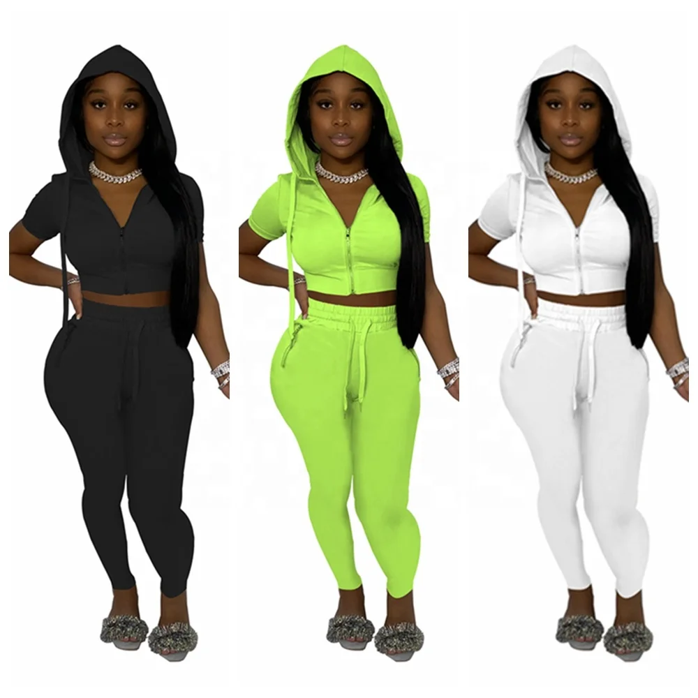 

2021 New Sports Zipper Front Plain Crop Hoodie And Jogger Set Women