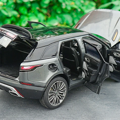 

Zhengfeng 1/18 original factory Diecast Alloy Model car L R VELAR for gift and collection