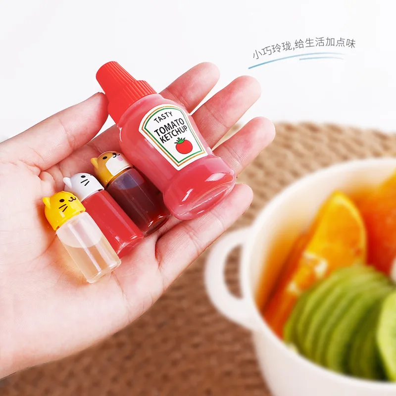 

mini dressing container squeeze bottle 2pcs/set 25ML reusable food grade Plastic Tomato Ketchup salad dressing containers