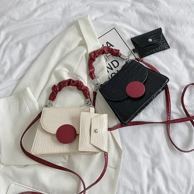 

Hot Sale Vintage Crocodile Pattern Solid Pattern Women Crossbody Handbag Lady Ins Style Messenger Shoulder Bag Purse, White, black, white crocodile, black crocodile