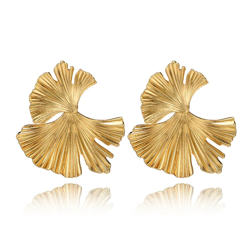 

2021 hot sale 21524 earring Irregular creative Bohemian retro metal Gingko Leaf Earrings