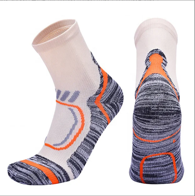 

2020 newest med-calf terry basketball hiking running sports socks for men women, Color avaliable