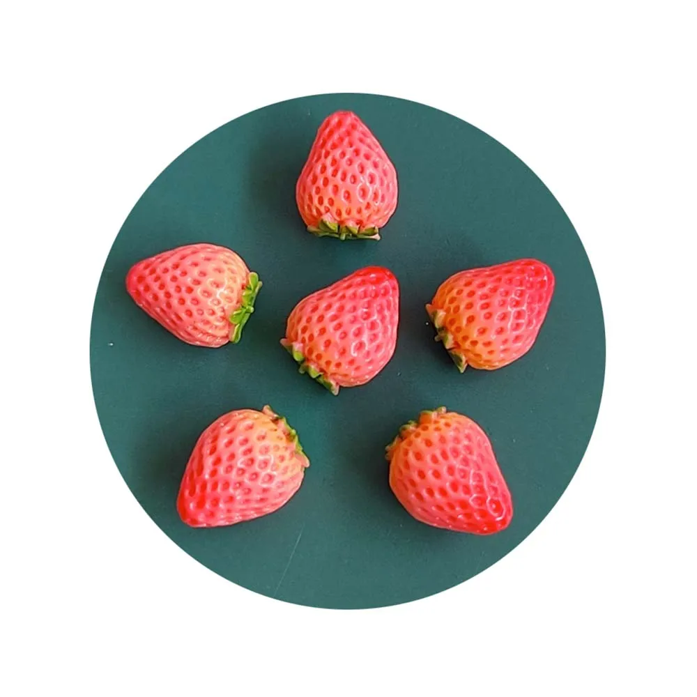 100 Pcs Resin Artificial Strawberry Fruit Ornaments 18MM Mini Lifelike Strawberries Crafts for Fairy Garden Cake Topper Decor