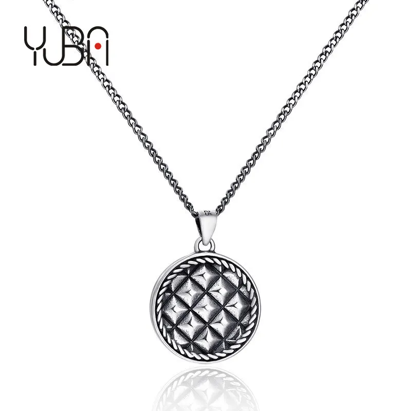 

Fashionable S925 Sterling Silver Textured Round Pendant Necklace 925 Silver Carved Square Rhombus Pattern Pendant Necklace