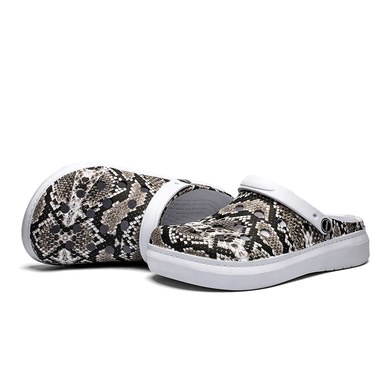 

Manufacturers wholesale summer hot style outdoor beach leisure Croc sandals slippers wear resistant slip