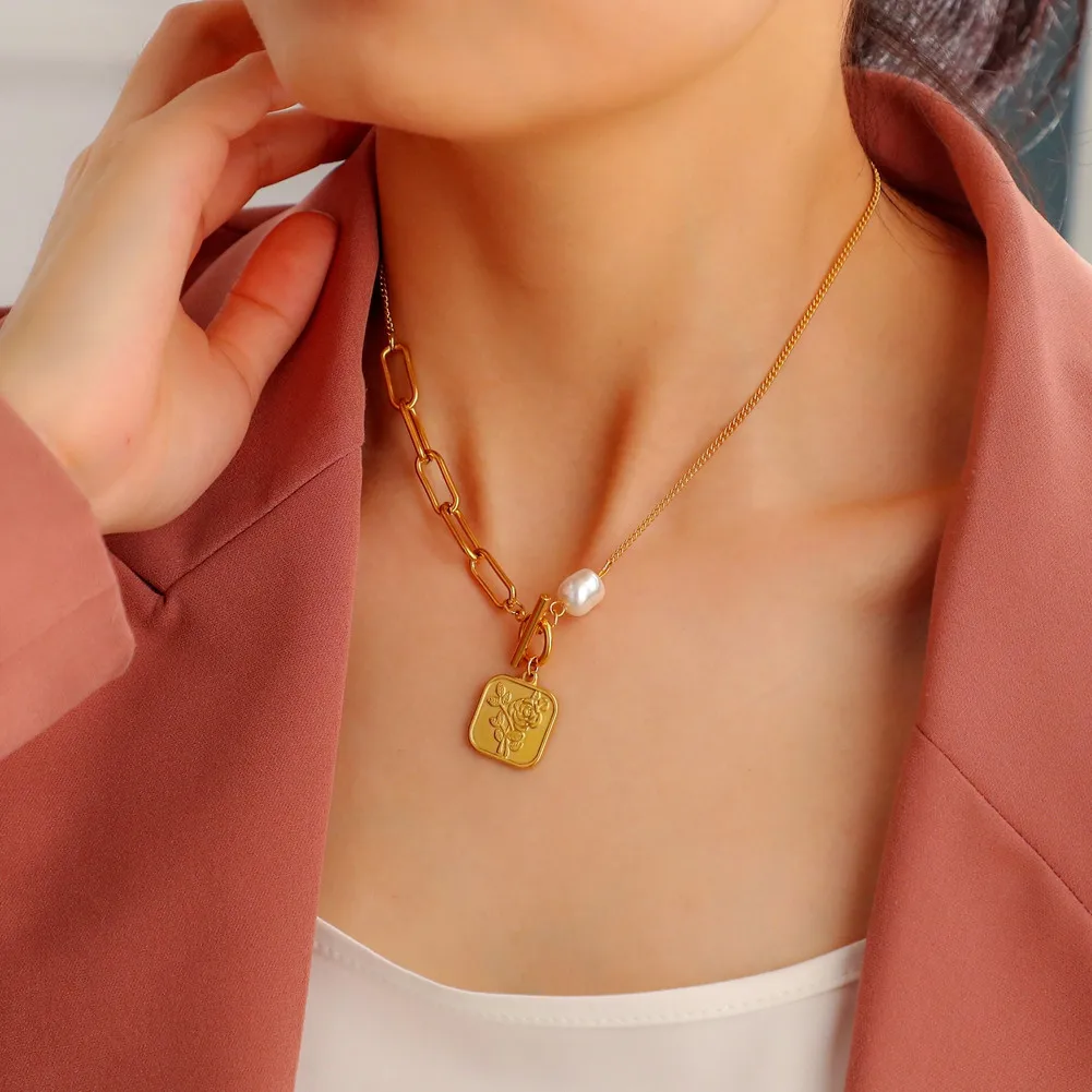 

Vintage Square Rose Embossed Pendant Pearl Gold Plated Necklace for Women
