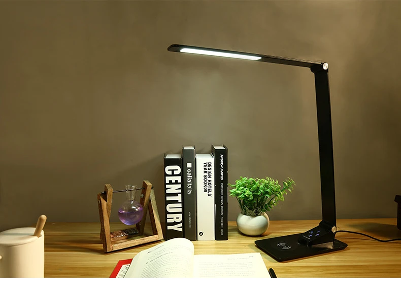 led lamp with wireless charging