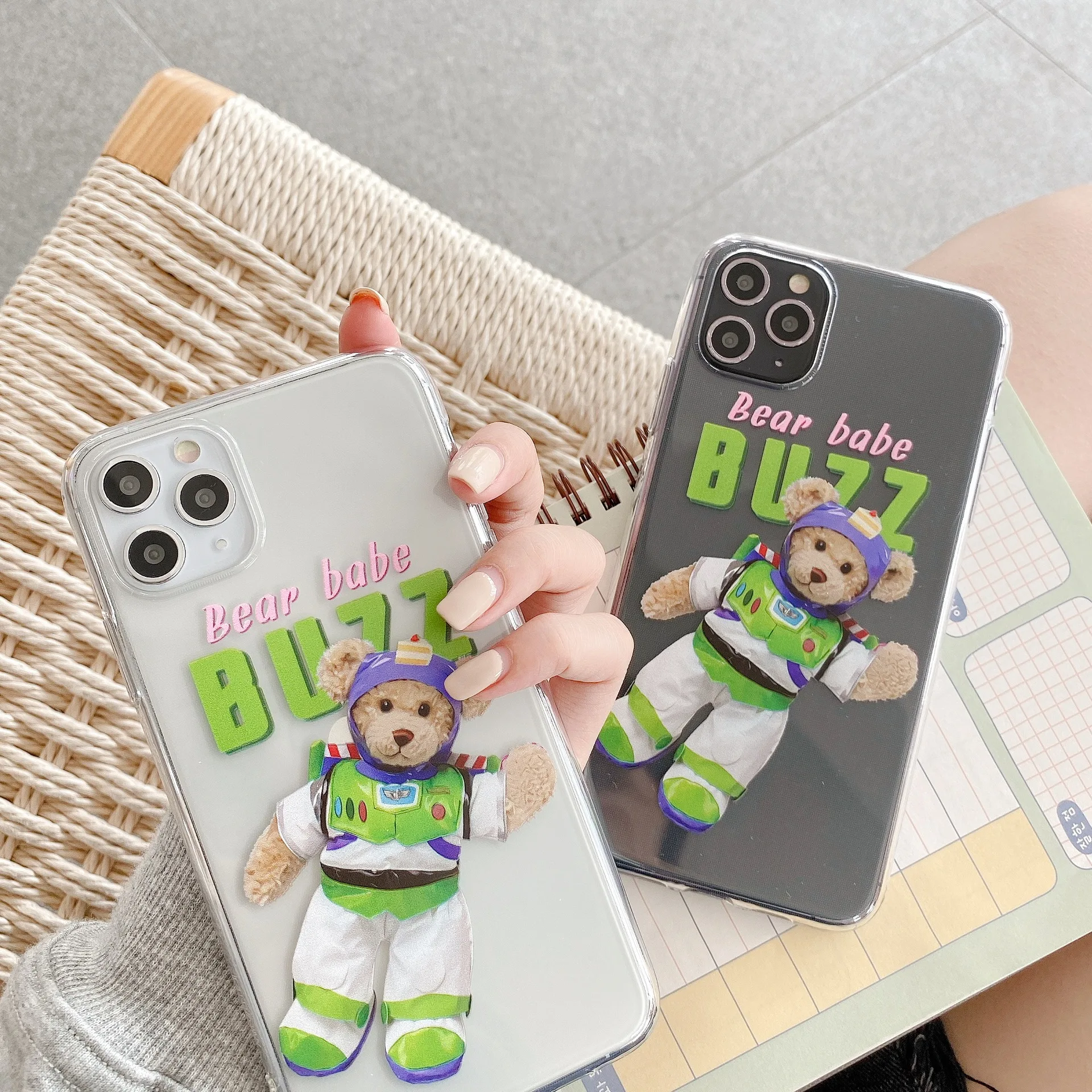 

Cute Bear Cub Astronaut Cartoons Bear Phone Cases For iPhone 12 Mini 11 Pro XS MAX X XR 7 8 Plus SE Color Clear TPU Soft Cover