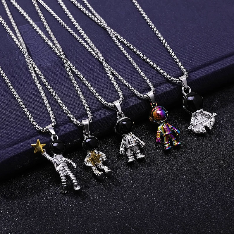 

Stainless steel Trendy Astronaut Necklace Star Reaching Astronaut Cartoon Pendant Hip Hop Necklace