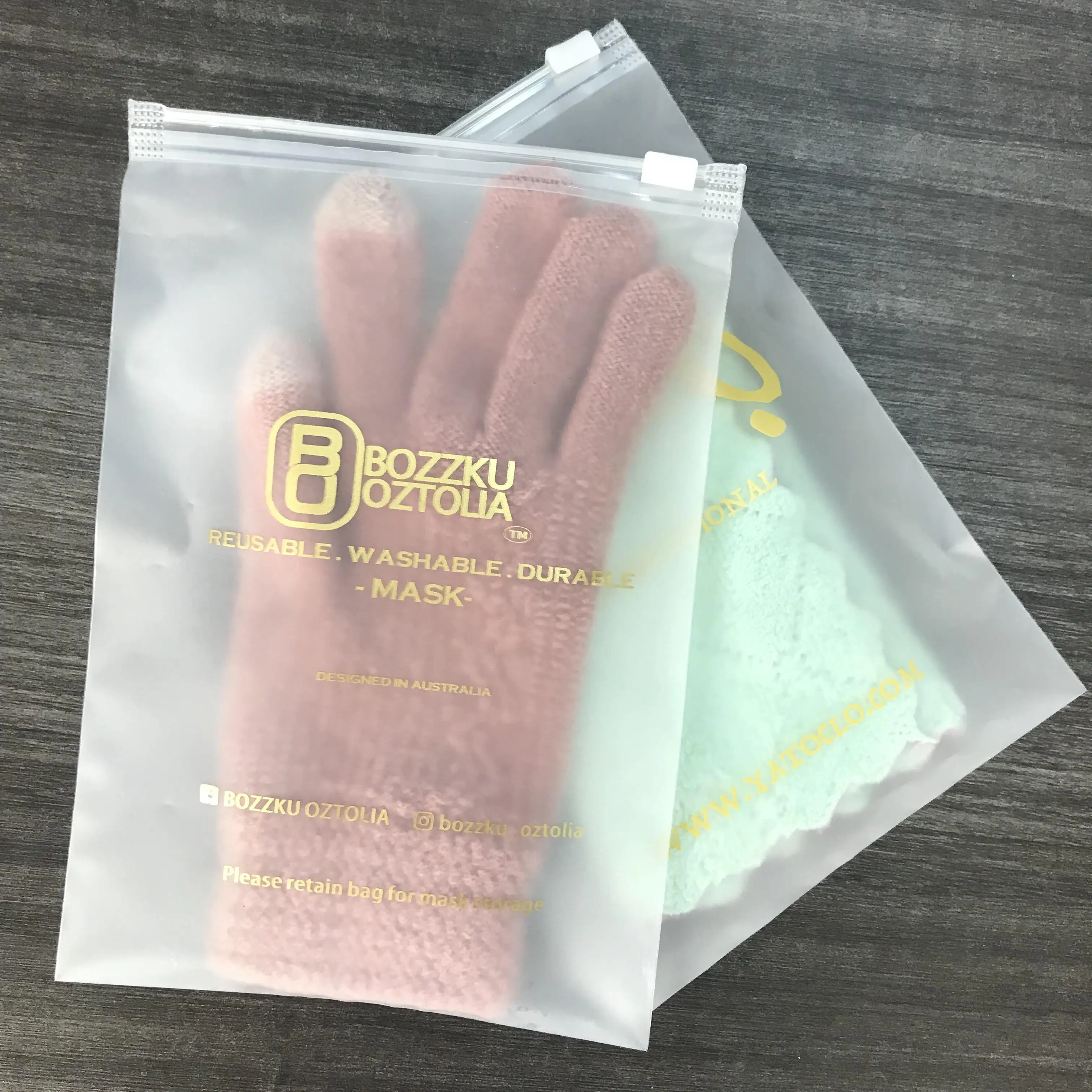 
Eco friendly custom factory price with your logo t shirt packaging frosted zip lock plastic bags for clothes 