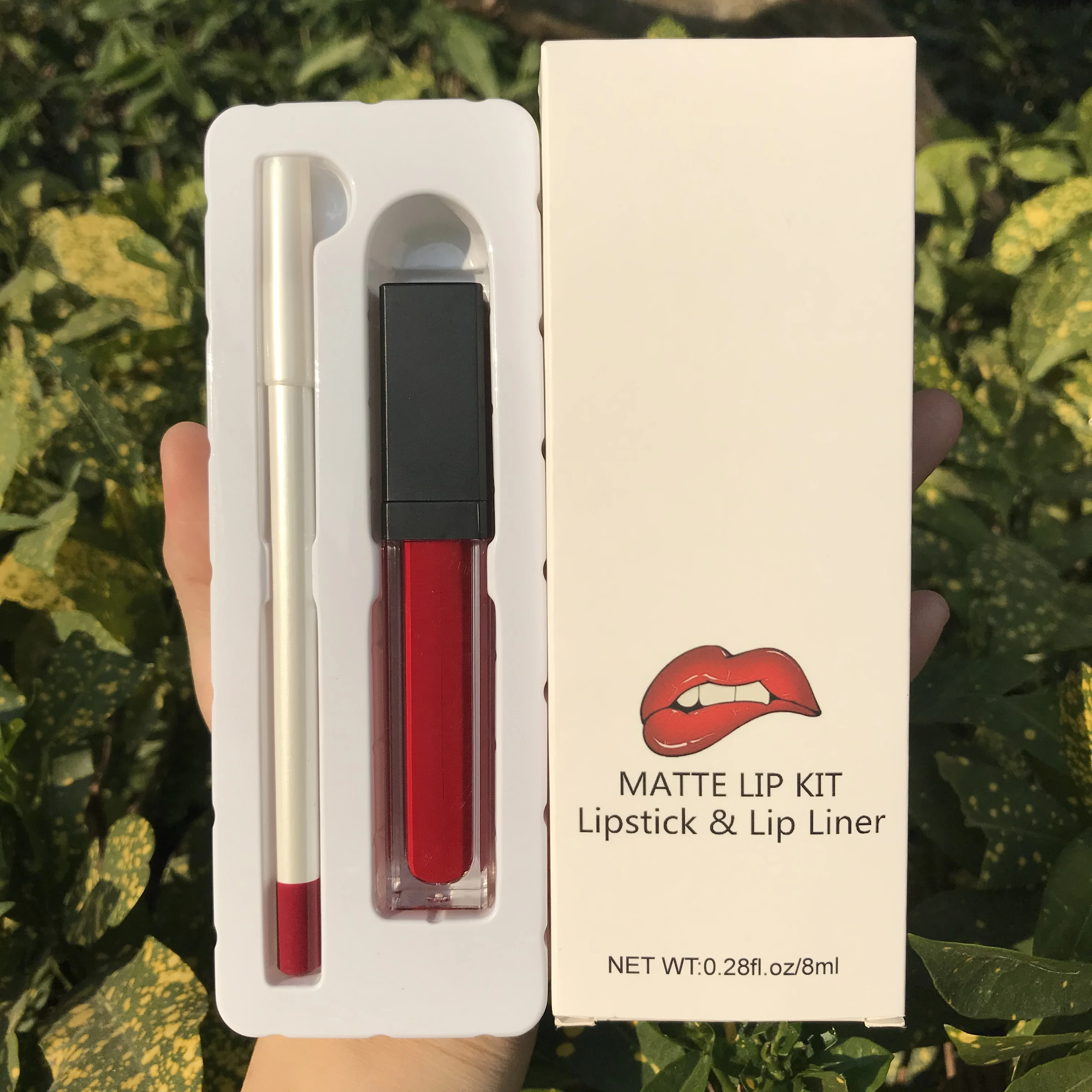 

High Quality Low MOQ Private label waterproof matte 12 Colors lip liner + lipstick kit