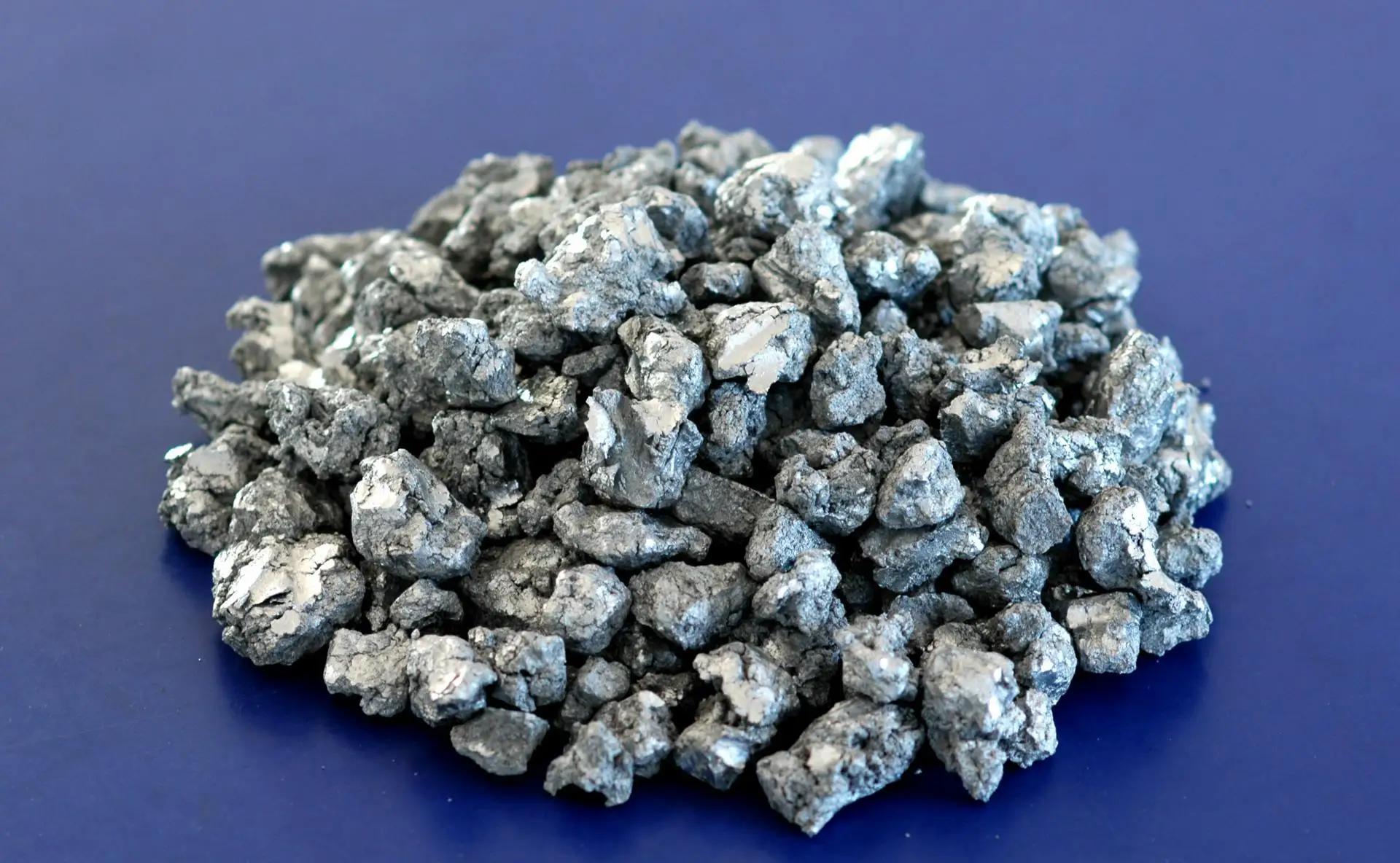 7 纯度海绵钛原料