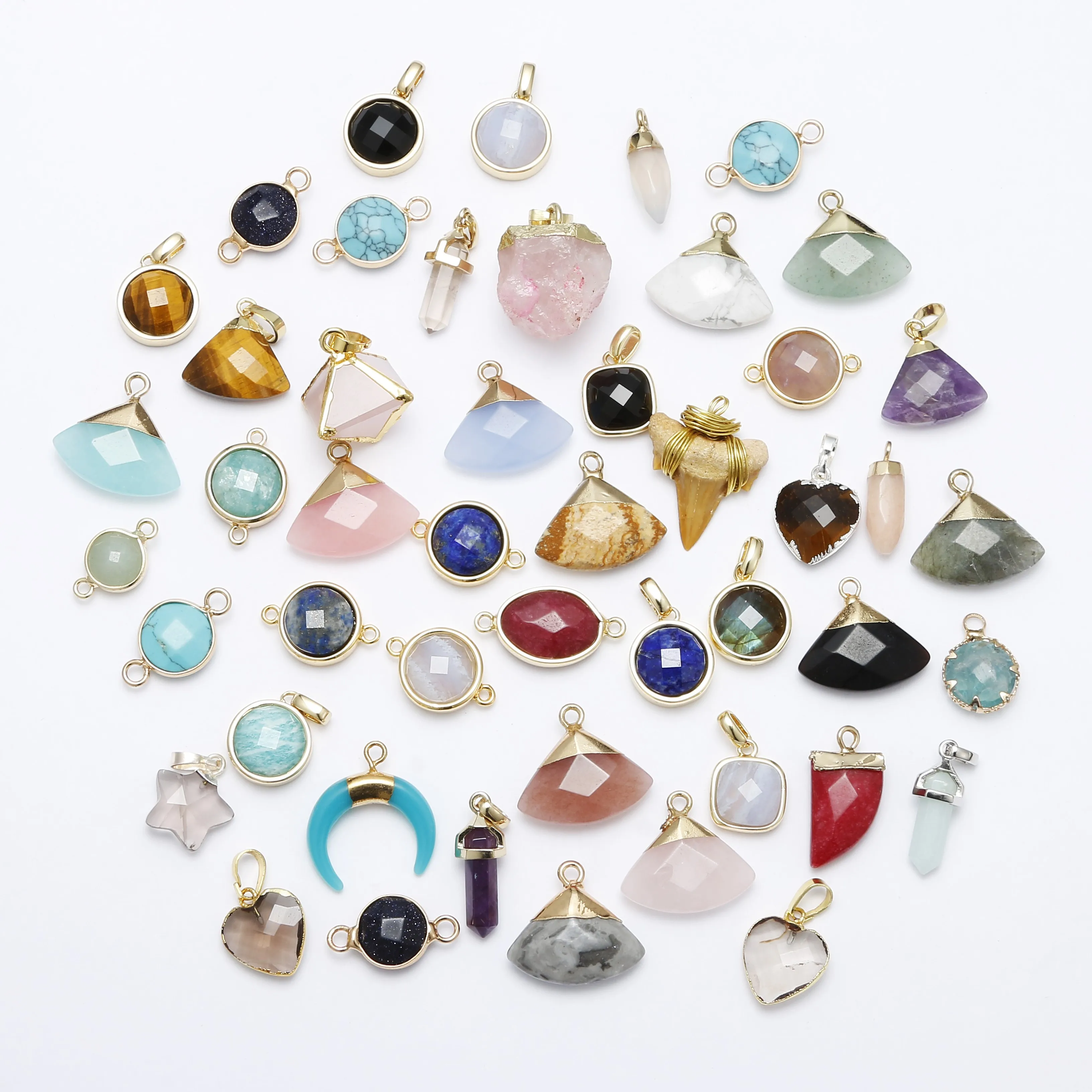 

2022 Fashion Boho Gold Plated Charms Heart Star Rose Quartz Natural Stone Gemstones Pendants for Jewelry Making