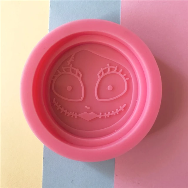 

B139 Free Sample DIY Shiny Resin Halloween Badge Reel Mold Skelton Girl 3D Phone Grip Molds, Stock or customized