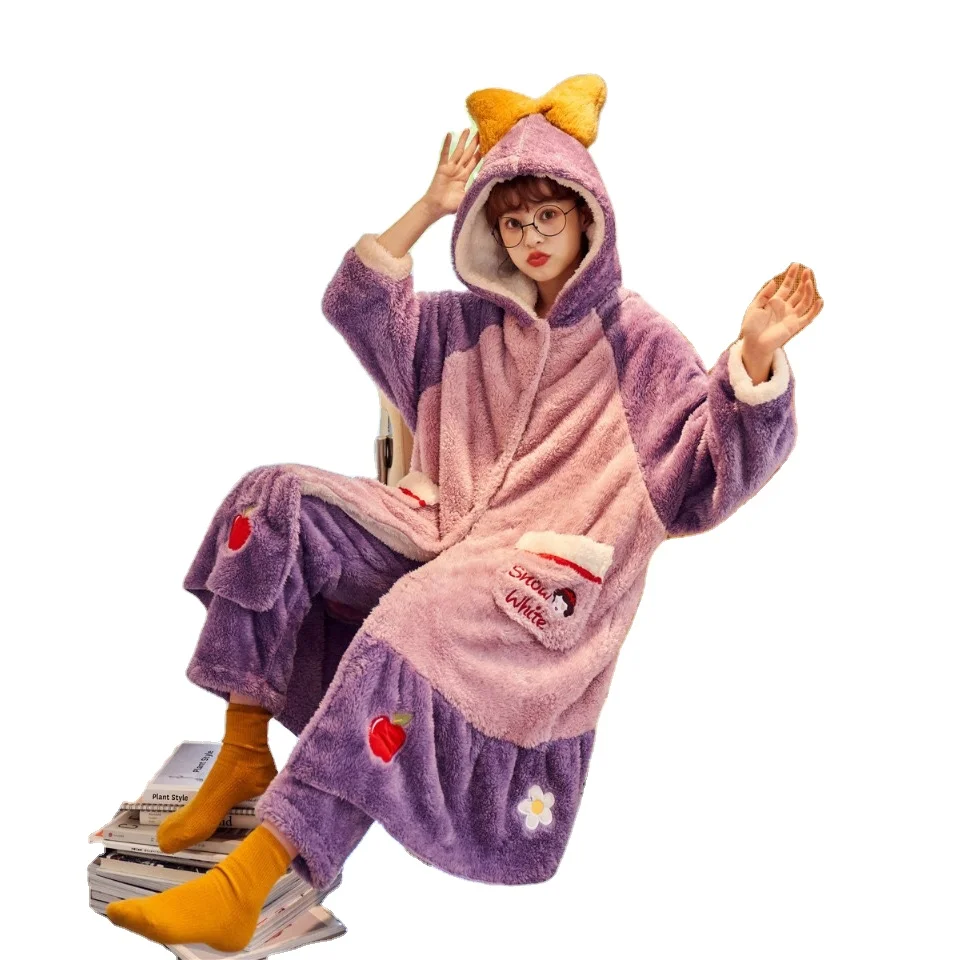 

Hot sale cartoon snow white night-robe winter nightdress thermal pajamas suits women's sleepwear