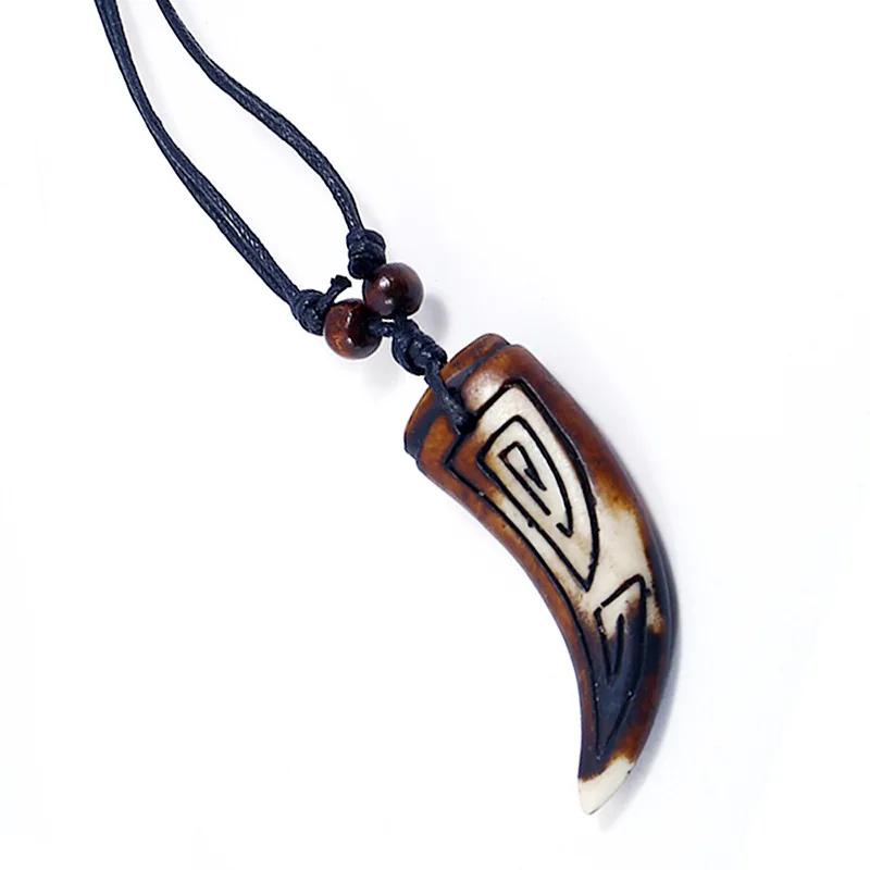 

Fashion Spike Wolf Tooth Pendant Necklace Leather Rope Necklaces For Men Vintage Carved Amulets Women Jewelry