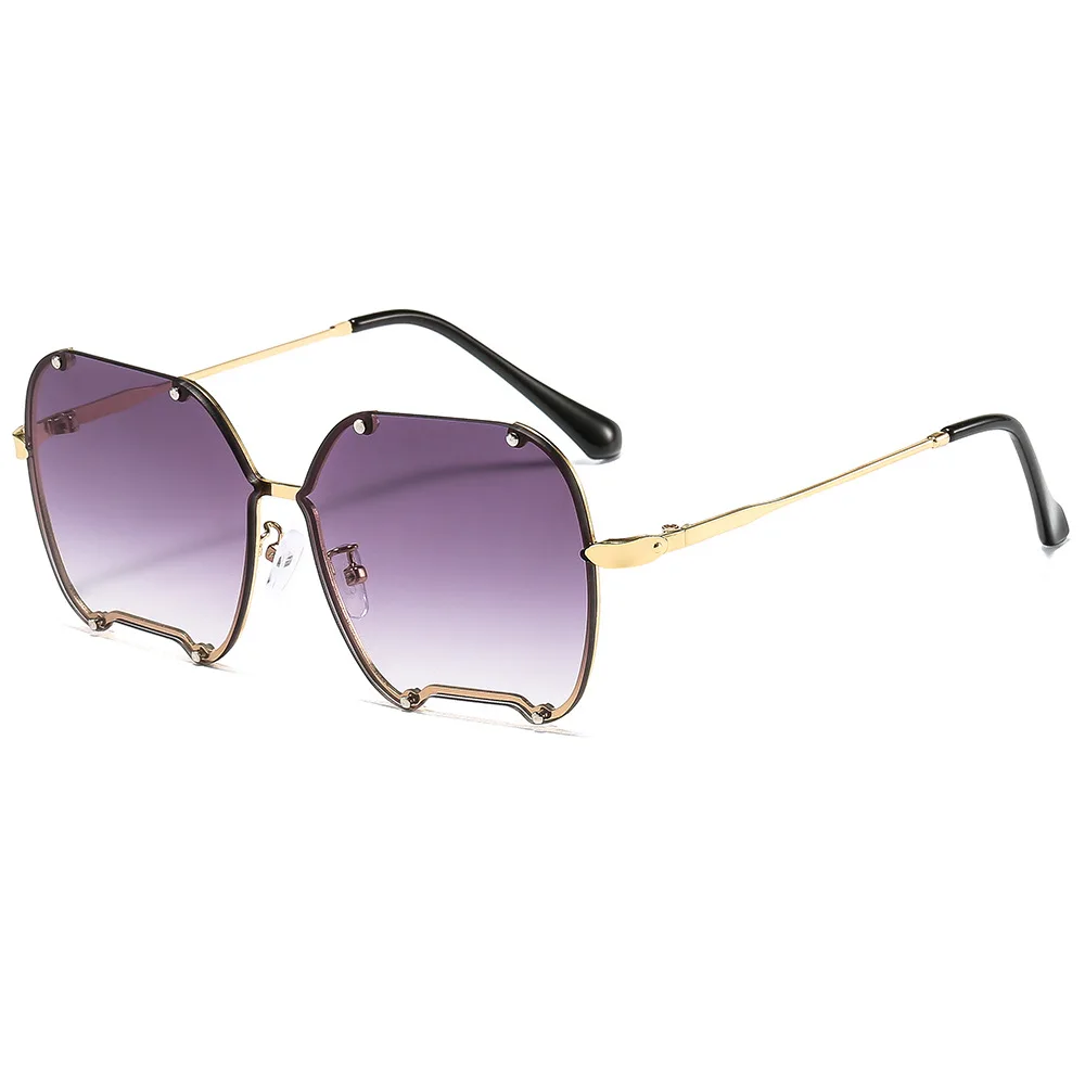 

Buy Luxury Newest 2021 Custom Logo China High Quality Fashion Sunglasses