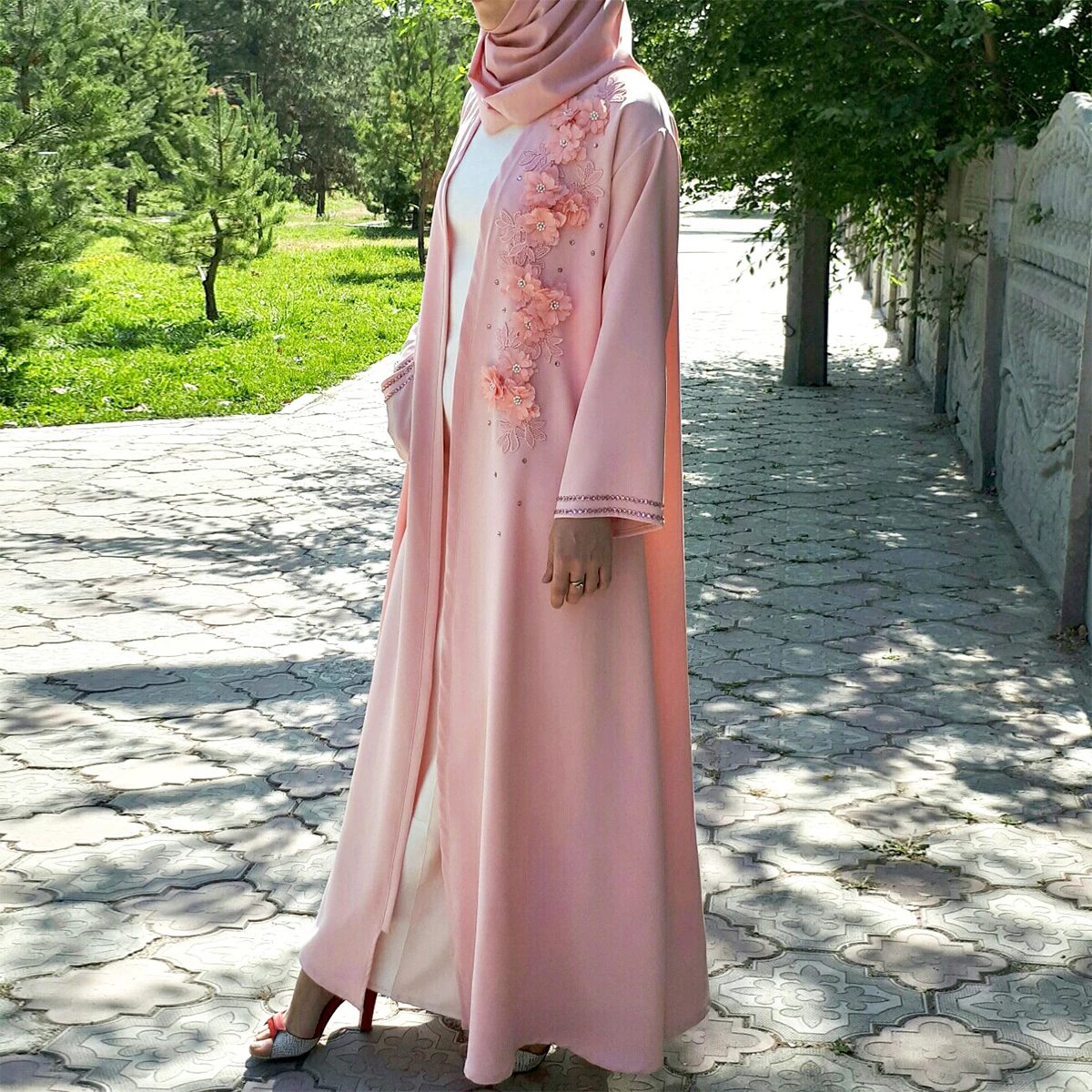 

2022 Wholesale Front Open Kaftan Kimono Arabic Long Maxi Muslim Dresses Abaya in Dubai Islamic Muslim Dress For Eid Mubarak
