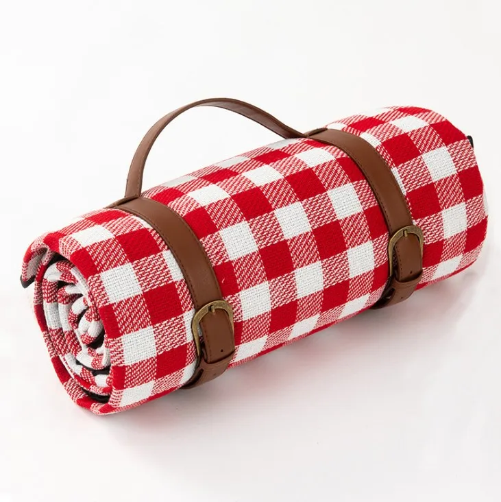 

roll-up Acrylic beach blanket with pu leather carrier blanket with leather strap, Multi